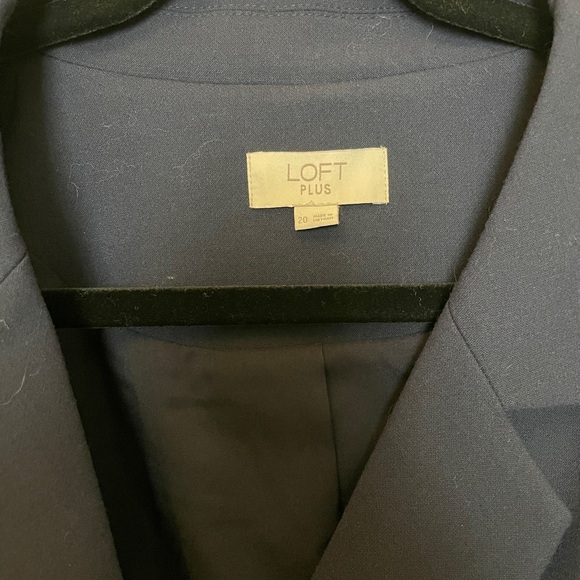 Loft Plus Size Navy Blazer - Picture 2 of 4